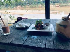 -乌托邦酒吧和餐厅