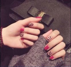 -艾妃罗高科美肤美甲美睫健康管理