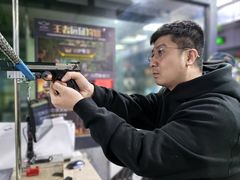 -都市枪神实弹射击俱乐部