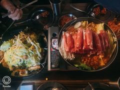 部队锅-MI WU FACTORY米屋美食工厂餐厅(绿地店)