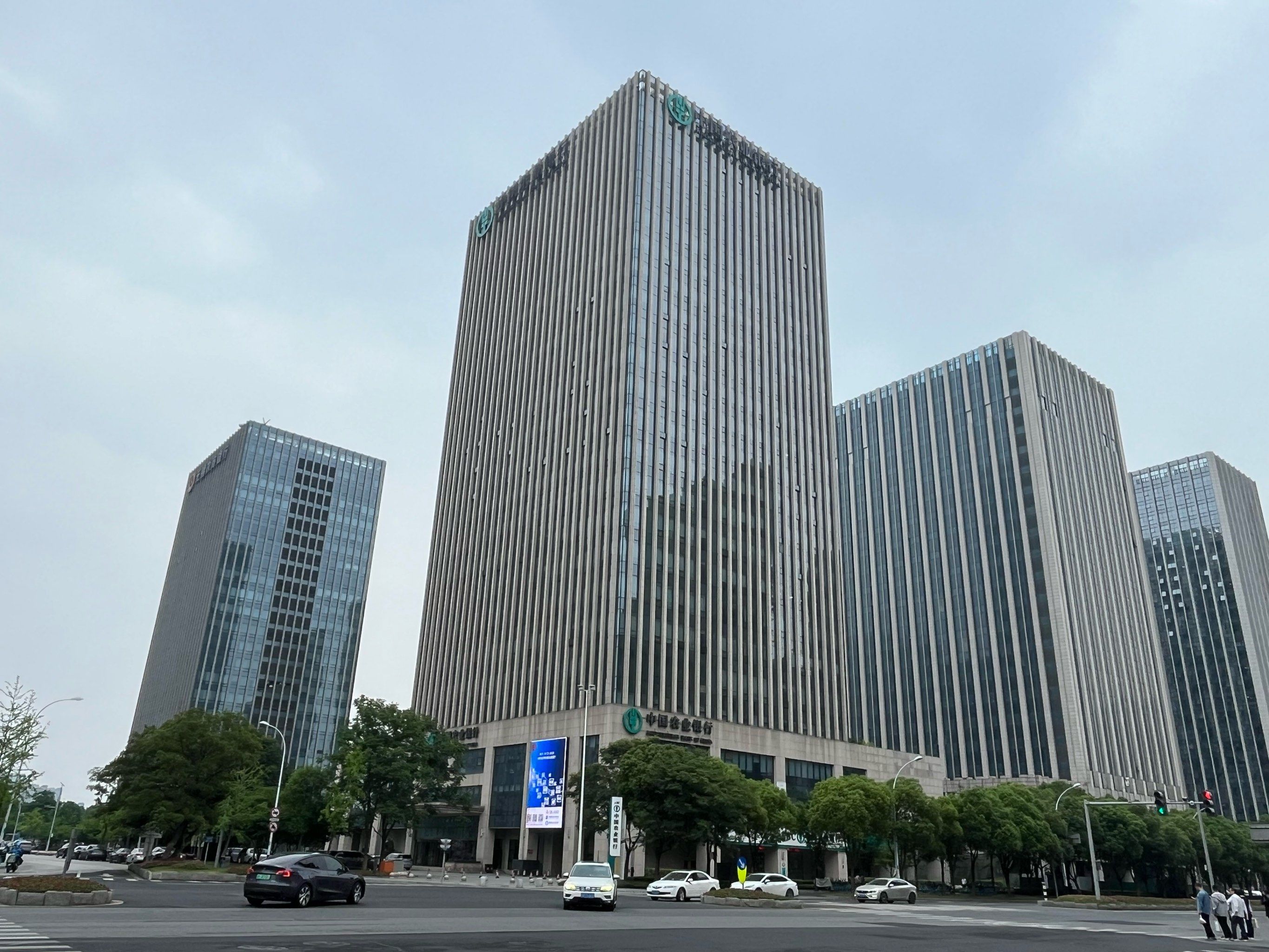 今天我在大厦里迷路了