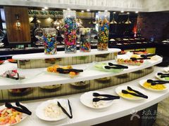 -好伦哥(温都水城店)