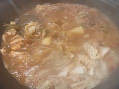 柴锅炖水库鱼-姥家大锅台水库渔家