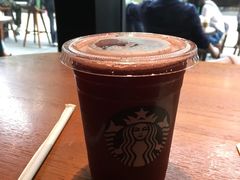 -星巴克(广州淘金路店)