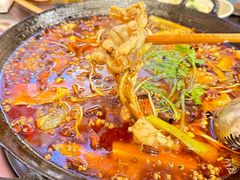 -鸿顺老铁锅美蛙鱼府(解放碑店)