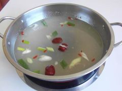 三鲜锅-签签飞串串火锅