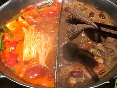 -湊湊火锅·茶憩(新中关购物中心店)