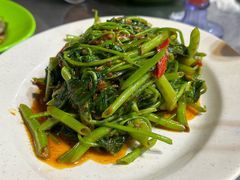 -明记烧鱼美味店