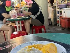 -Nings Mango Stand