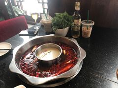 -小天鹅火锅·一线江景洪鼎旗舰店(洪崖洞店)