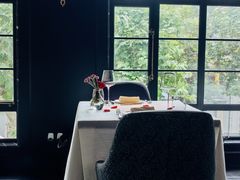 -弦月窗LUNETTE BY AMANDA(复兴路店)