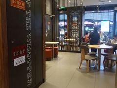 大堂-汉堡王(徐汇绿地缤纷店)