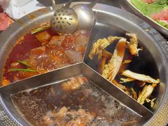-廖掌柜·重庆鲜货火锅(上海首店)