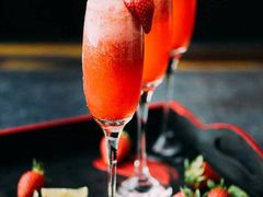 草莓鸡尾酒-广州富力君悦大酒店·凯菲厅