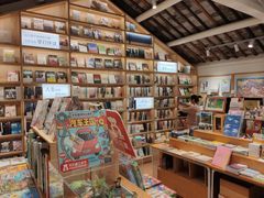 -猫的天空之城概念书店(苏州平江店)