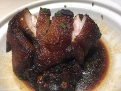 -老码头黑皮肘子锅包肉(赣水路店)