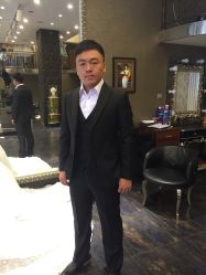 -VV新娘婚纱礼服体验馆