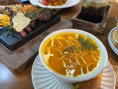 -Mark&Mars Restaurant