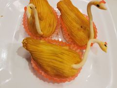 榴莲天鹅酥-稻香酒家·33年老字号·港式粤菜(富邦中心店)