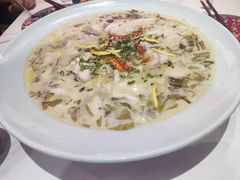-关里关外·鱼头泡饼(唐冶绿地汇店)