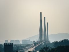 -南京眼步行桥