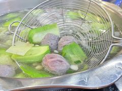 -牛一煲美食(江高店)
