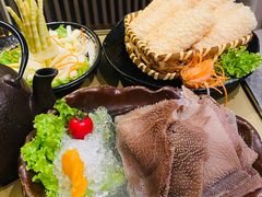 -湊湊火锅·茶憩(打浦桥日月光店)