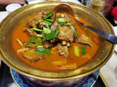 什锦羊肉暖锅-京味斋·北京烤鸭(北京南站洋桥店)
