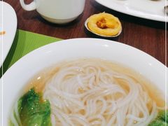 -珠海拱北口岸希尔顿欢朋酒店