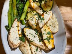 -LESCEDARS Brasserie Bistro香柏树