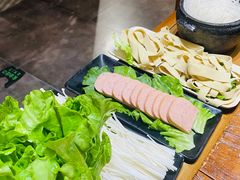 -围炉·云南铜瓢牛肉火锅(桐柏路店)