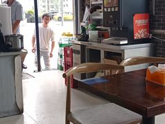 大堂-忆碗面(华新街店)