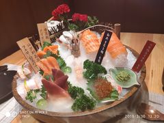 秒懂三文鱼-文三酒肆自助放题(新街口友谊广场店)