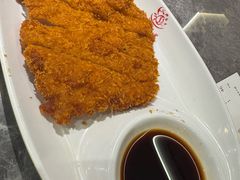 -莱莱小笼·乔艾