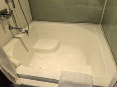 -上海浦东假日酒店