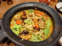 -老滇山寨•云南特色菜•地方菜•民族风情歌舞表演(金碧店)