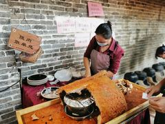 脆口烧肉-园林美食城·本土农家菜(杨和镇店)