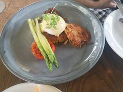 -ROAST coffee & eatery