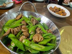 -芦茨金富饭庄·25年老字号·专做稻草鸡