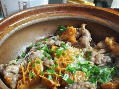 -容里煲仔饭(利丰北路店)