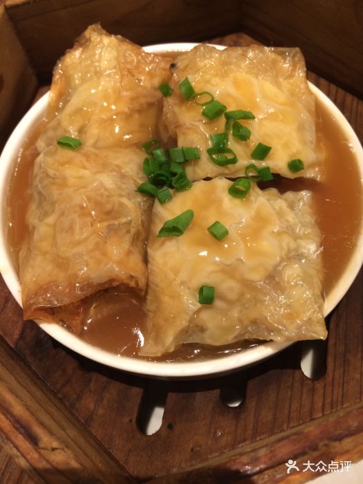 盛虹万丽酒店·万丽轩中餐厅鲍汁腐皮卷图片 - 第1张