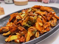 老山姜炒牛肉-原味田园·客家菜·土窑鸡(中航城君尚购物中心店)