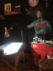 -Black Tattoo Studio