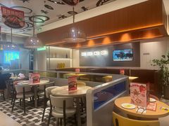 -菲滋意式餐厅(富阳东方茂店)