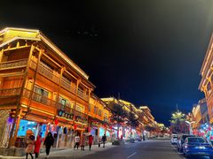 -李记烧烤(贡嘎大道店)