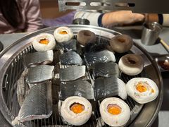 -围炉肉舍•炭烤活鳗•丹东海鲜烤肉(步行街店)