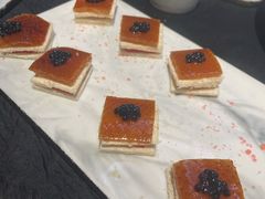 鱼籽酱烤鸭-荣公子创意菜