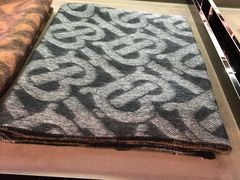 -BURBERRY(上海港汇恒隆广场店)