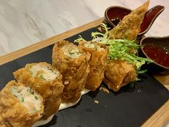 香煎酪梨深坑腐皮卷-玖尹-新派中式餐酒馆