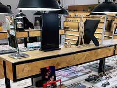 -罗伯特眼镜·蔡司官方授权(罗湖国贸店)